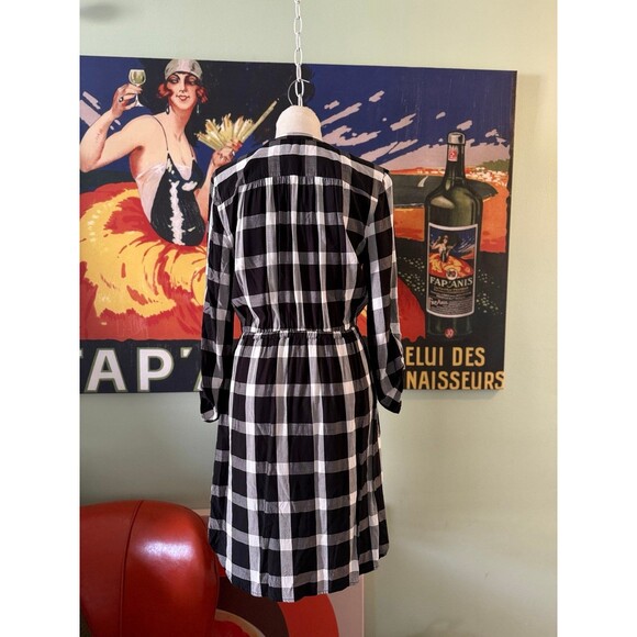 Loft Dress - Picture 5 of 10